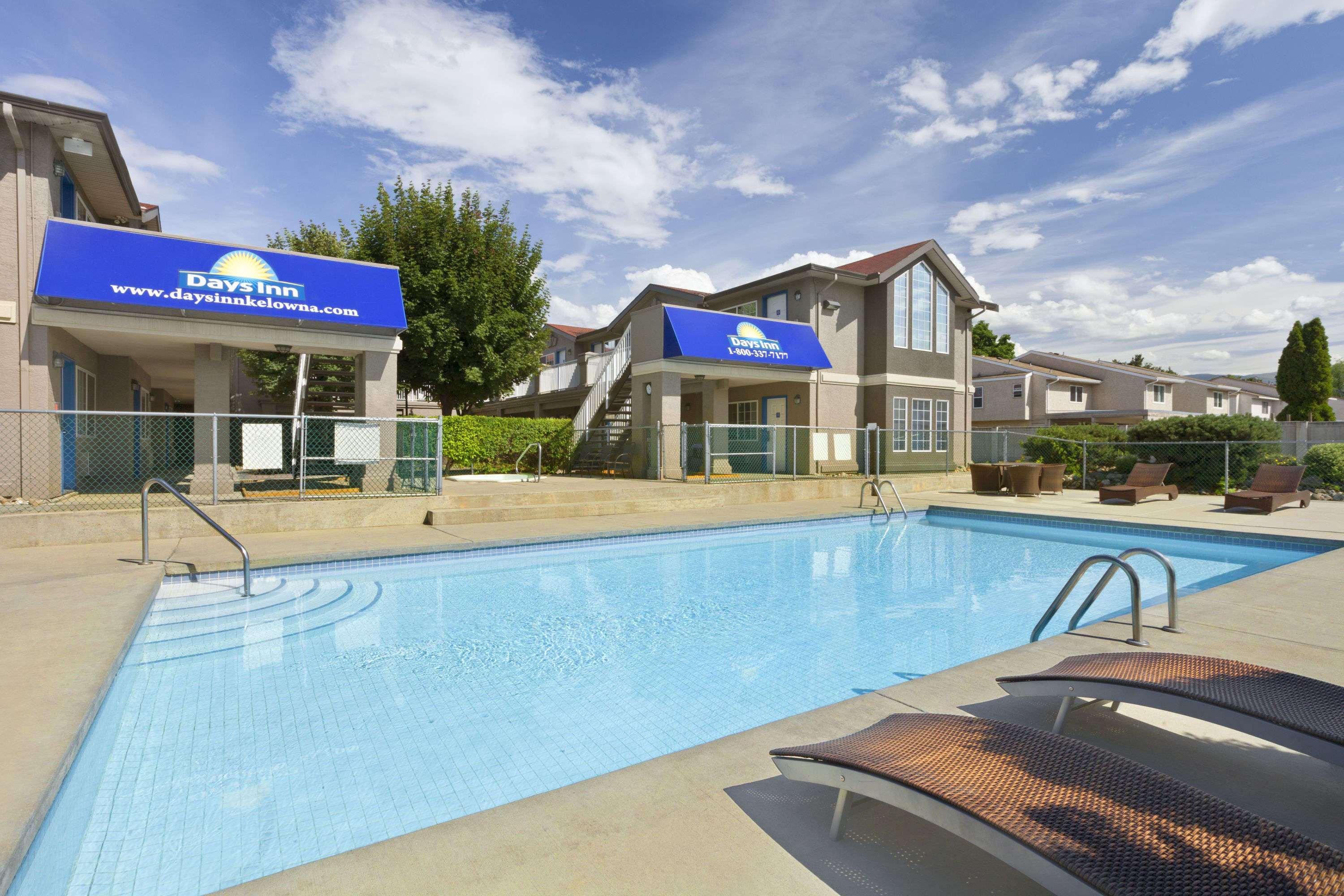 Days Inn By Wyndham Kelowna Exteriér fotografie